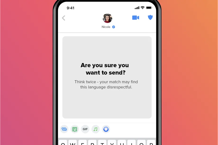 Tinder提示约会者在发送可能具有攻击性的信息之前三思而后行