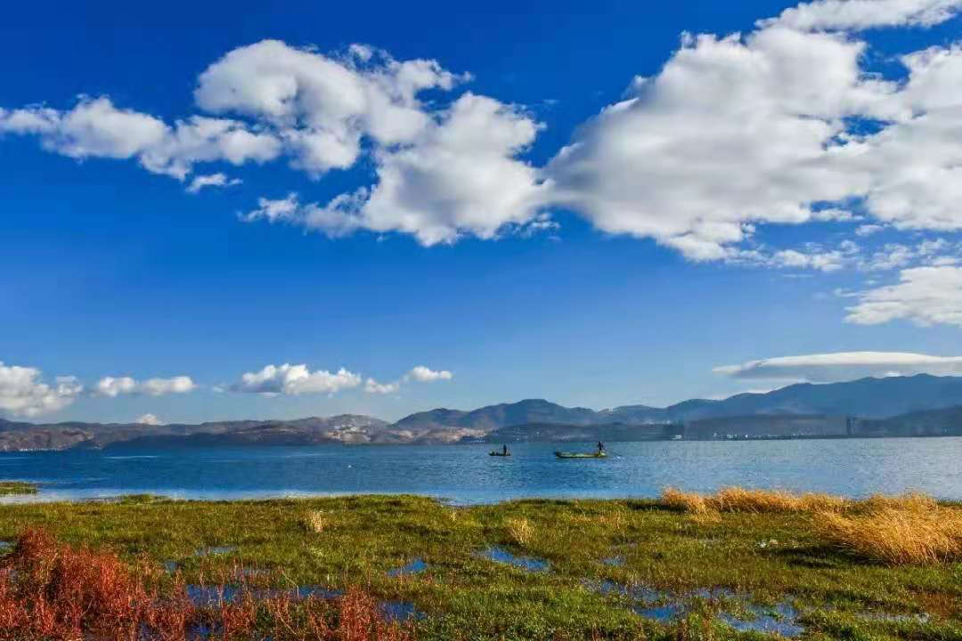 云南大理划定洱海保护管理范围分区：一级保护区禁建无关建筑