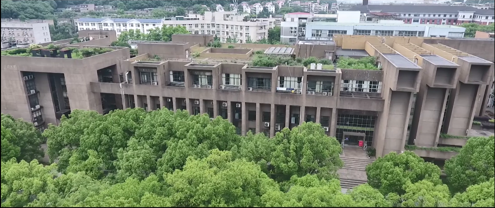 湖南大学|法学院_新浪新闻