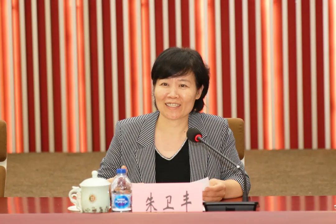 新闻江西中医药大学校长朱卫丰一行来校调研考察