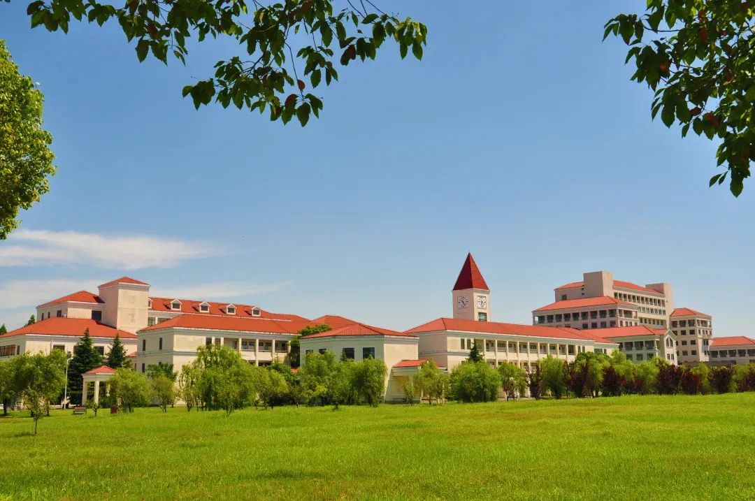 上海师大拍了拍你夏日校园美景奉上