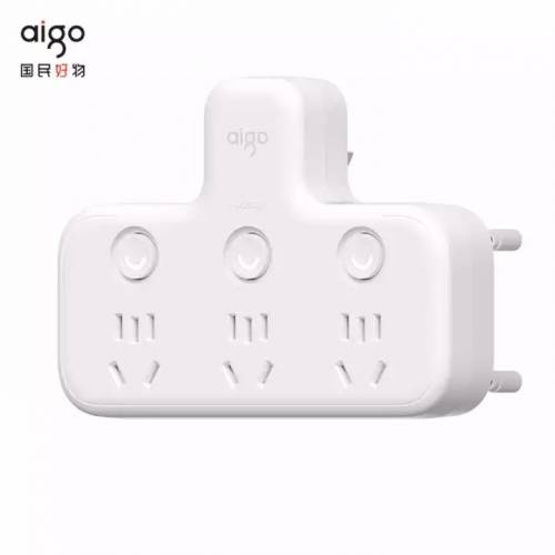 aigo(爱国者)AZ0303插线板身材虽小，却是插排界实力选手！