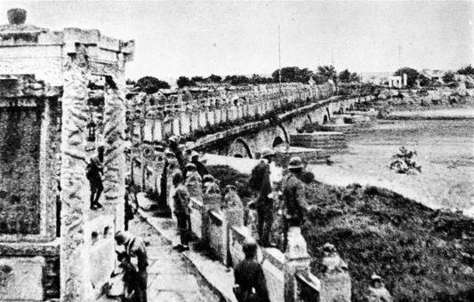 日本华人家长着急了 我的孩子不相信有过日本侵华战争 这怎么办 日本 历史 中小学 新浪新闻