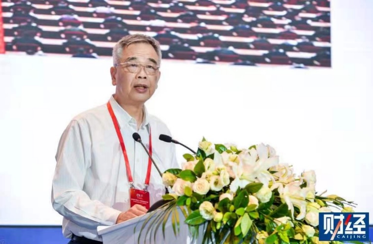 中国互联网金融协会会长李东荣：贯彻新发展理念，加快财富管理升级