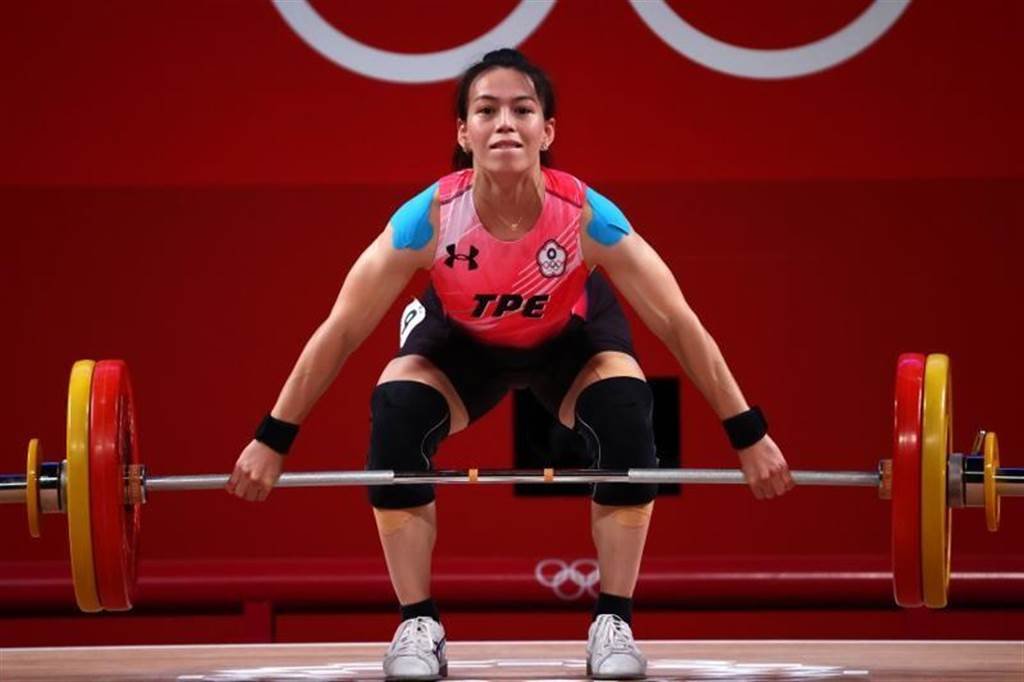 郭婞淳夺得举重女子59公斤级金牌（图片来源：台湾中时新闻网）