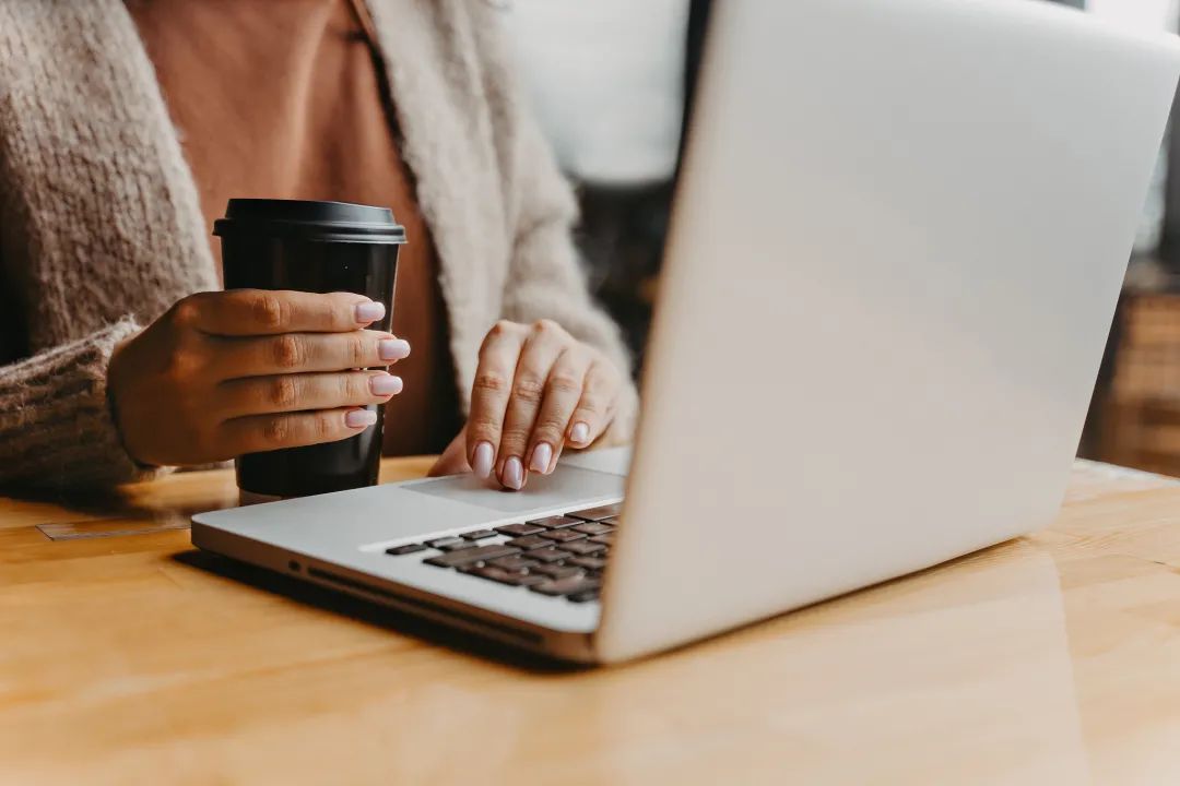 为什么年轻人都开始靠咖啡续命?