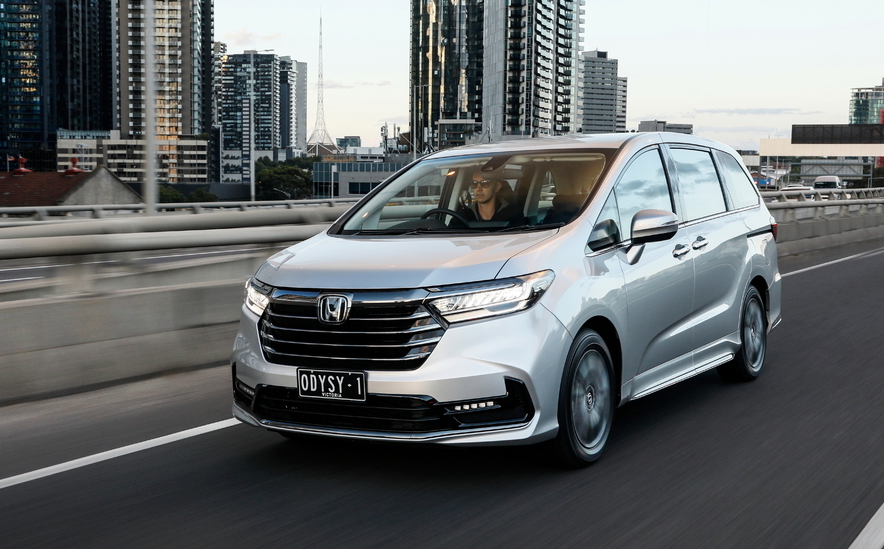 7座奶爸车新款本田奥德赛曝光混动油耗比肩飞度