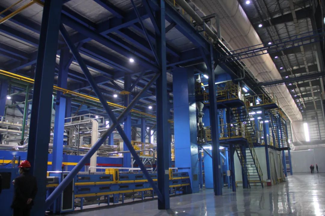 (图为贝特瑞的负极车间)