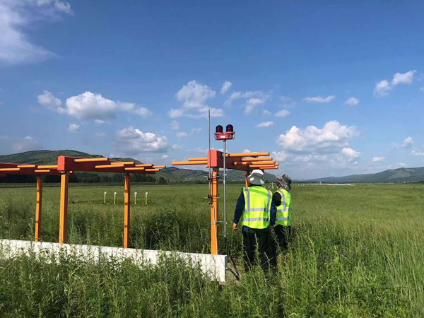 阿尔山机场完成导航台经纬度测量工作