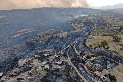 ​土耳其安塔利亚森林大火死亡人数增至3人 58人入院治疗