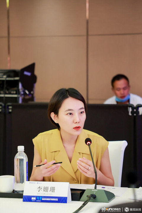 知乎李珊珊问答是新的解决信息不对称的带货方式