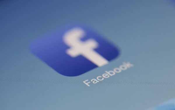Facebook：正试图在跟错误信息作斗争的过程中取得平衡
