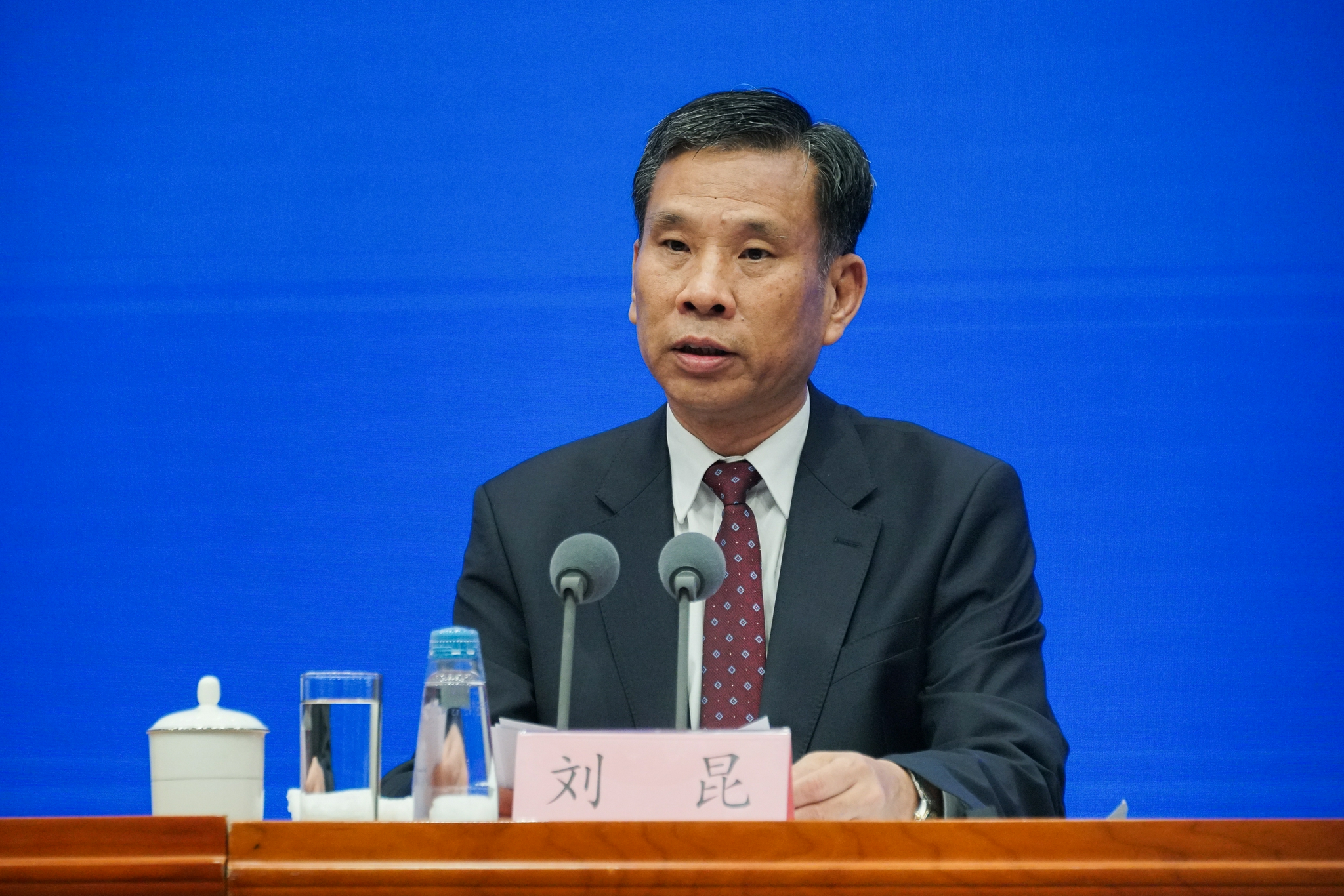 财政部部长刘昆  澎湃新闻记者 周頔 摄