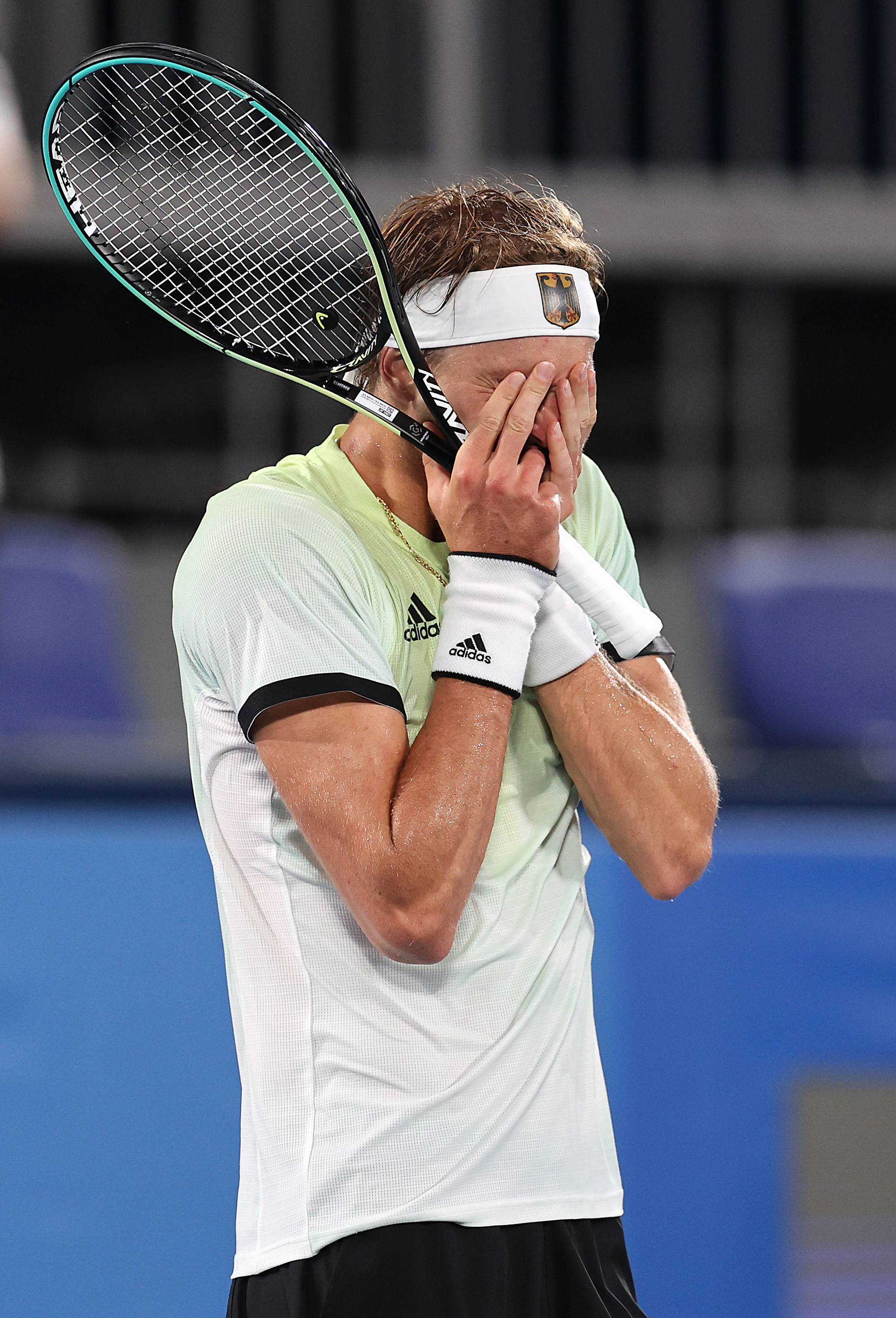 1-2遭兹维列夫逆转,无缘奥运男网决赛