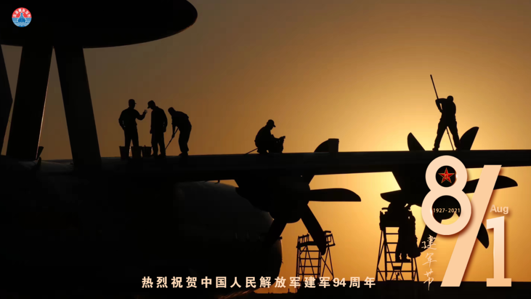 热血海报闪耀强军风采