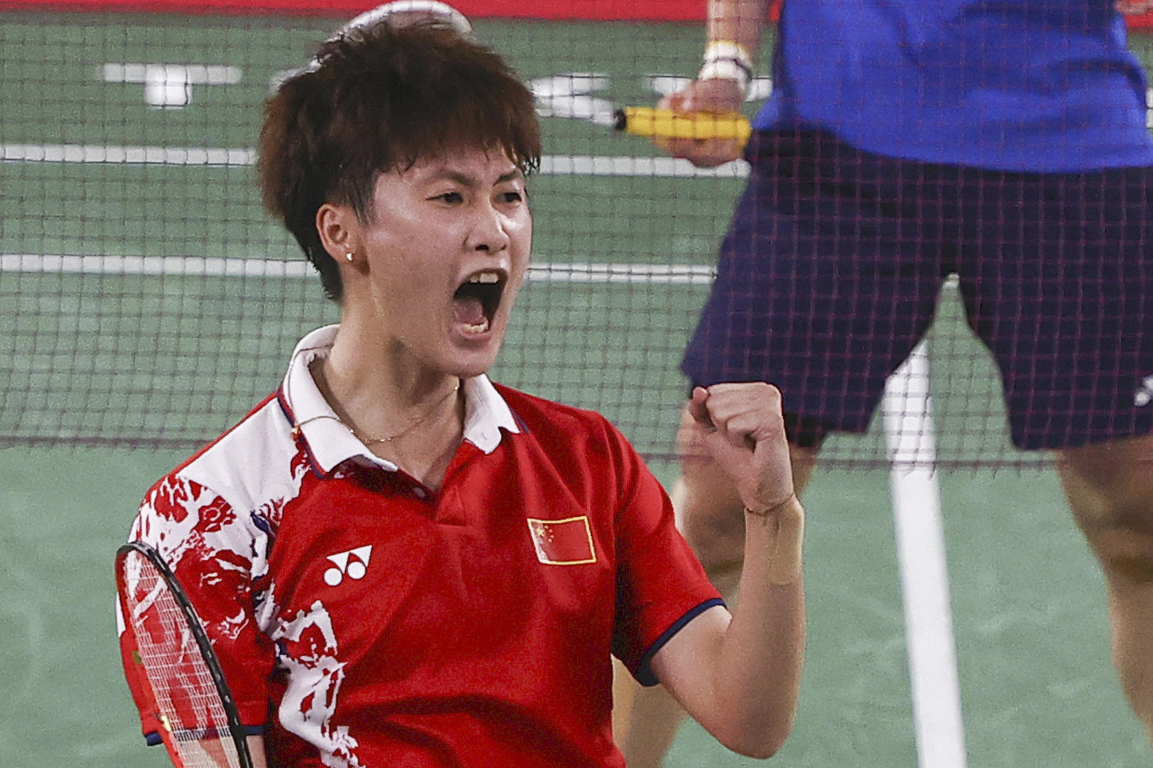 东京奥运会羽毛球女单决赛，陈雨菲振臂怒吼。图据ICphoto