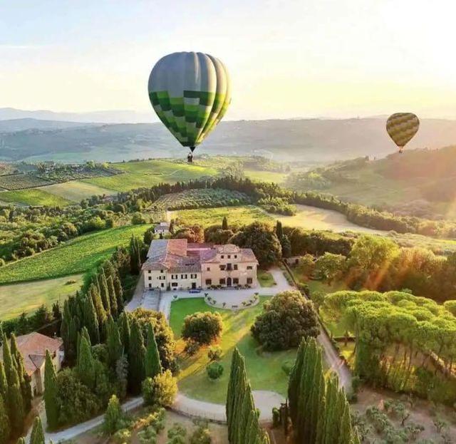 图源：ins@tuscanyballooning