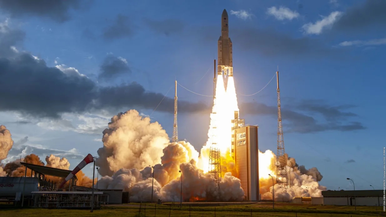 商业卫星服务新纪元！世界首颗在轨可重新编程量子卫星成功发射