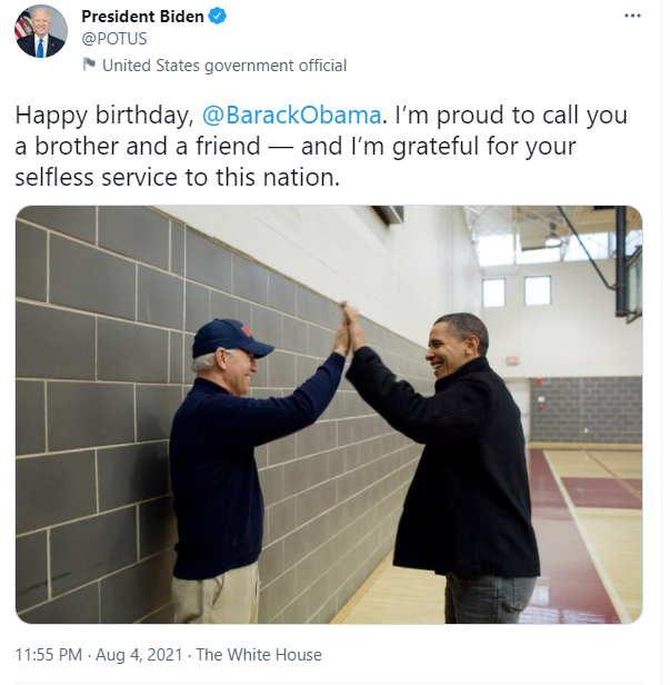 拜登向奥巴马送去生日祝福：感谢你对国家的无私服务