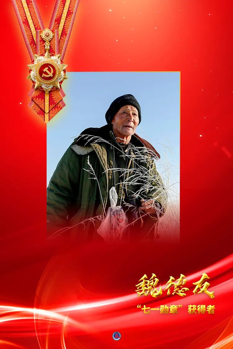 仲夏时节,位于中哈边境的新疆塔城地区裕民县萨尔布拉克草原山花正盛