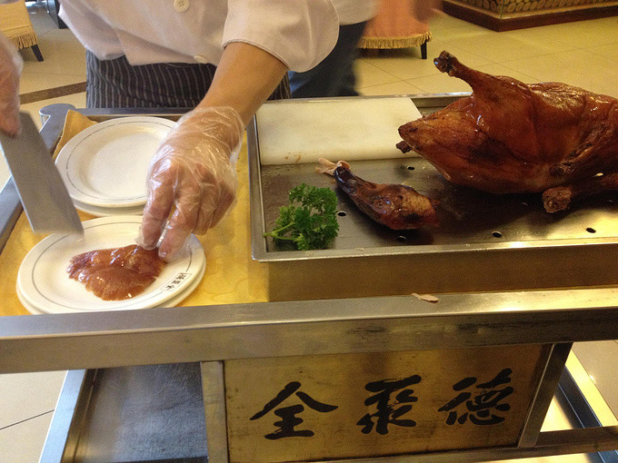 238元起一只的北京全聚德烤鸭没人吃了问题出在哪里