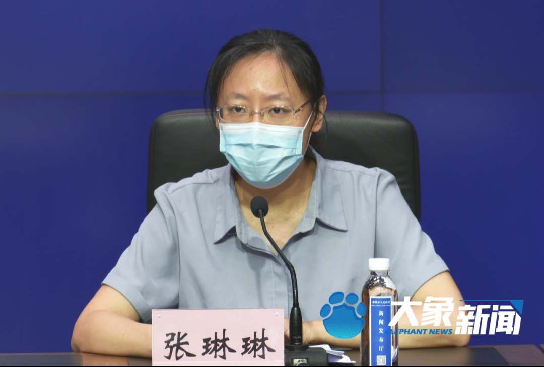 (郑州市疫情防控领导小组社会防控部常务副部长张琳琳)在人员离郑方面