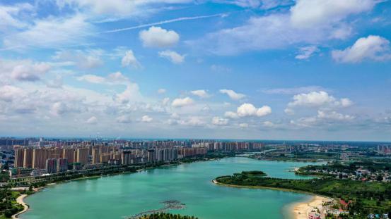 也有铁塔银线织绣的华美画卷……濮阳这座古老的城市正在焕发出新的