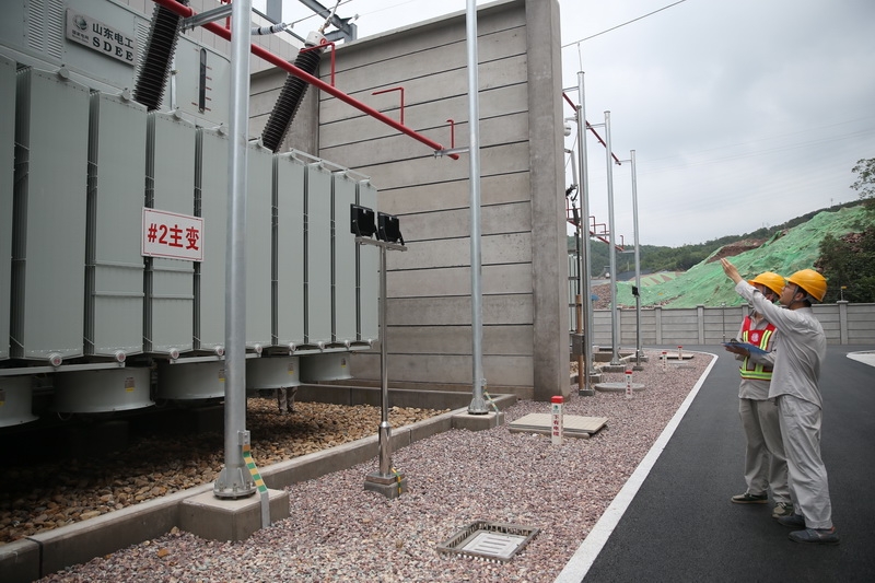 浙江省首座220千伏半户内装配式变电站在东阳顺利投产