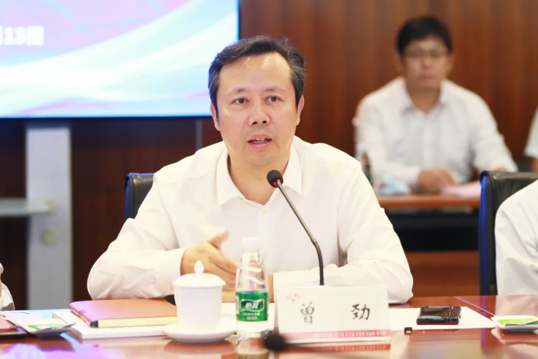 金隅与中建二局签约将扩大合作覆盖面