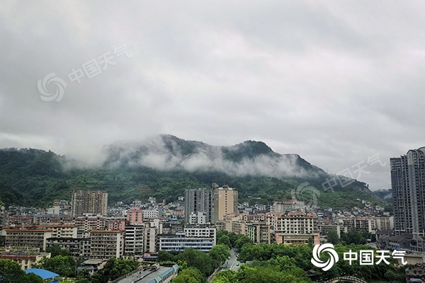 西南地区到长江中下游仍多雨 北方气温下降秋意渐增