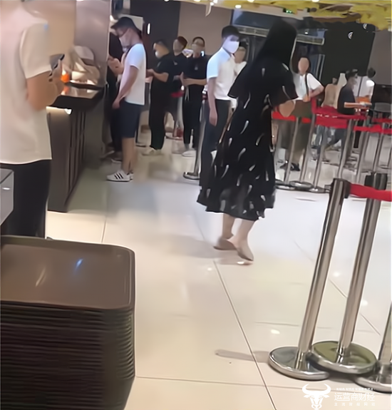 对阿里女员工动手动脚最多的看来是商家员工他最少干了2次坏事 济南市 新浪科技 新浪网