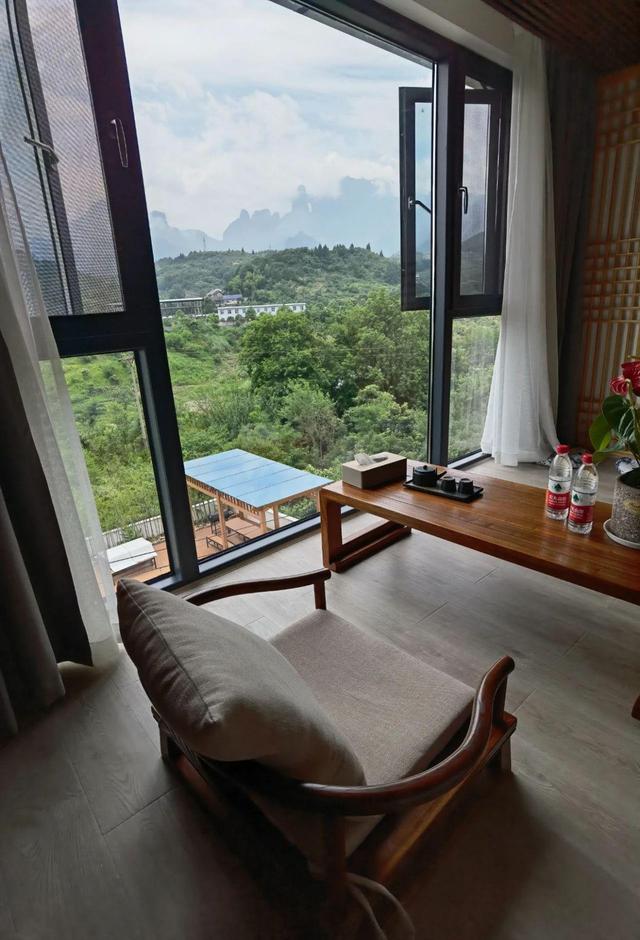 疫后张家界云开疫散重逢有时