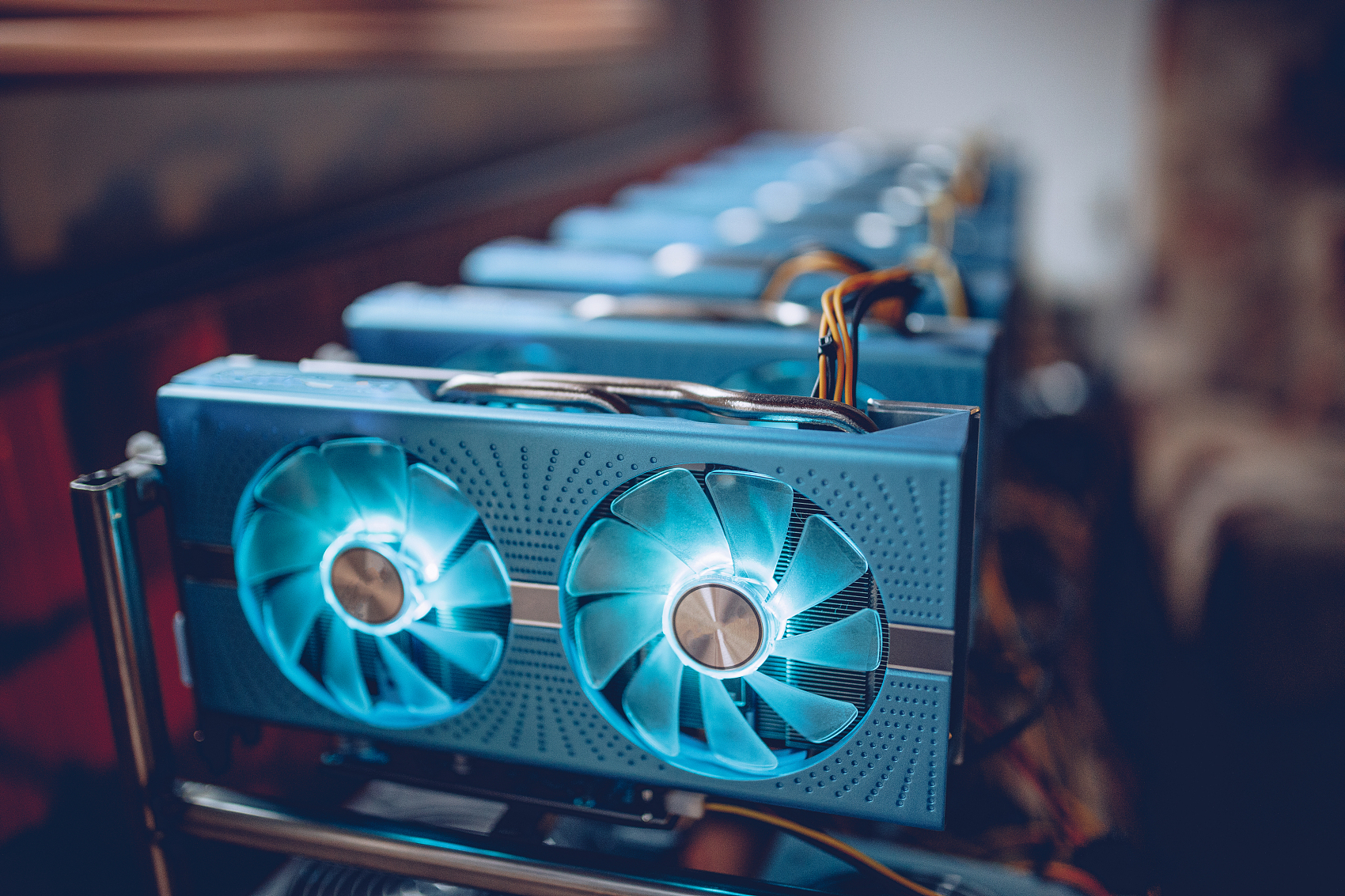 虚拟币上涨行情推高显卡价格：涨价千元仍难拿货芯片短缺问题愈发严重