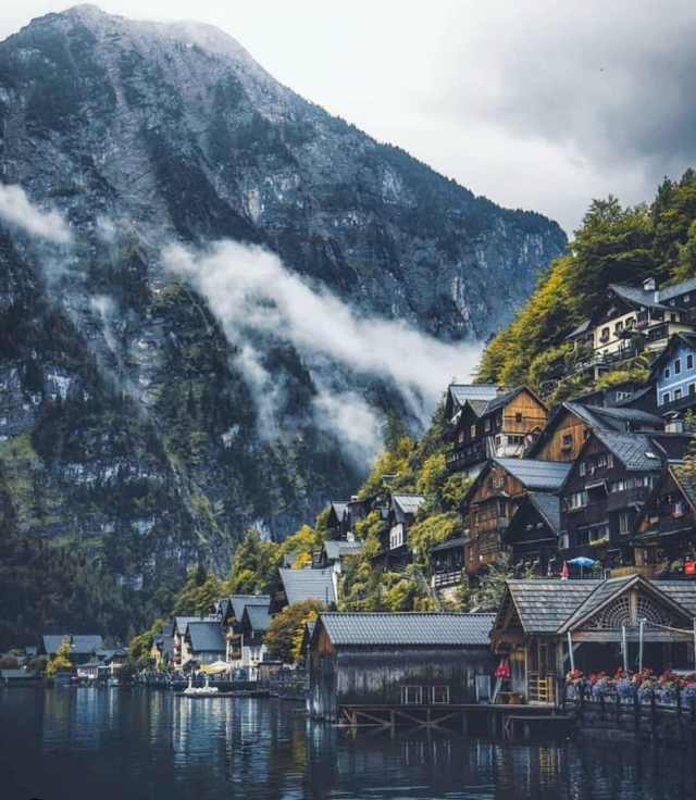 图源：ins@ hallstatt_gram