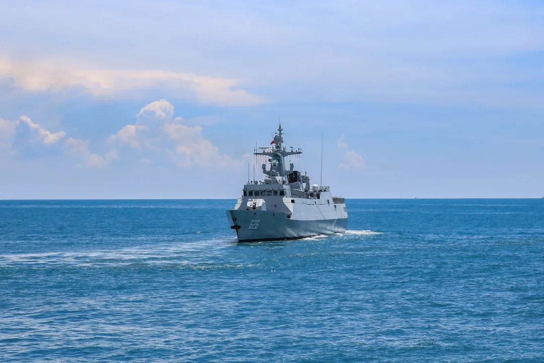 展开高强度,多课目实战化训练铜陵舰,梧州舰辗转多个海区南部战区海军