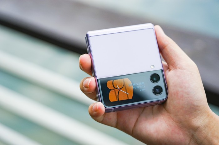 三星galaxyzflip35g评测高颜值折叠屏手机