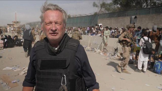 英媒：拍摄到撤离悲惨场面，英国记者团队被英政府赶出阿富汗
