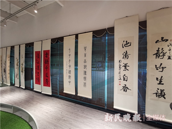 图说:今天上午,上海半墨书院浦东花木龙阳分院揭幕 新民晚报记者 王军 摄