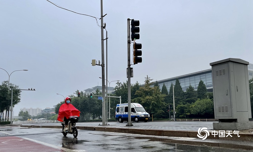 今晨北京大部降雨影响早高峰 昼夜温差达10℃早晚时段需添衣