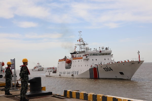 中国海警完成北太平洋公海渔业执法巡航返回上海系海警法出台后首次在