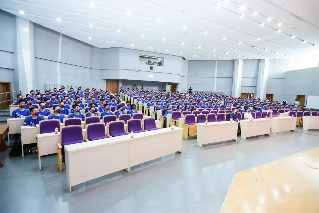 我在清华开学典礼现场|清华大学|本科生_新浪新闻