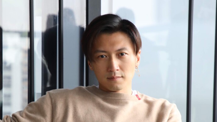 谢霆锋自曝国籍要变