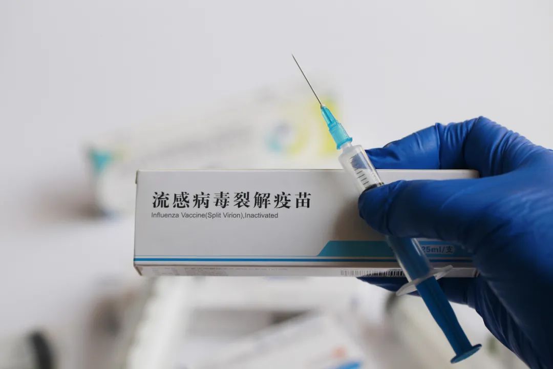 提醒云南3705万支流感疫苗到货打了新冠疫苗还要打流感疫苗吗