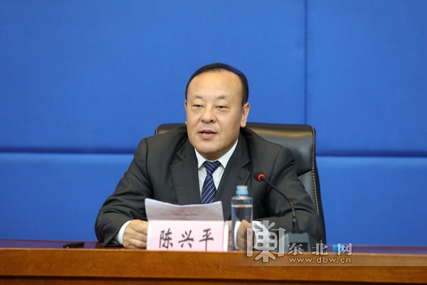 会上,大庆市副市长陈兴平就大庆市在提升粮食产能,发展特色农业,农业