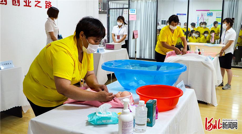 易游娱乐- 易游体育官网- 易游体育APP2026-2030年中國家政服務行業：從零散勞務到標準化、職業化、品牌化的現代服務業轉型