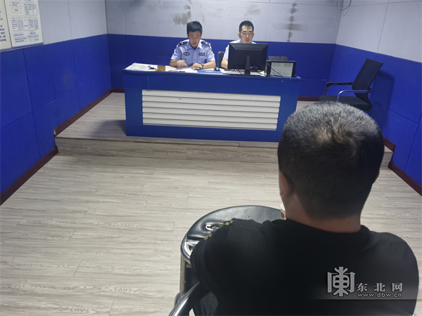 犯罪嫌疑人杨某被公安机关依法刑事拘留. 图片由警方提供