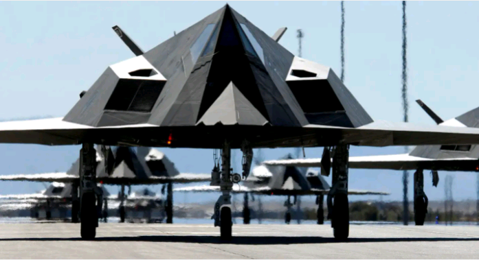 庞大的F-117机队已经一去不复返了
