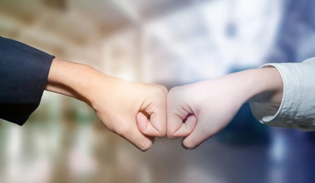 28%)50多名相关人员在9月12日前往控股子公司圣达电气有限公司,希望与