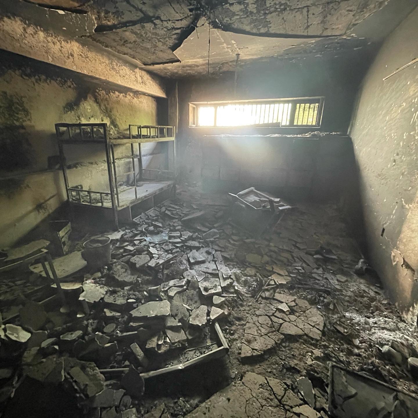 阿富汗首都最大监狱内部曝光曾关15万人昔日囚犯变狱警