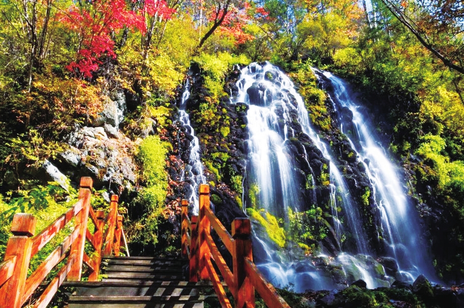 赏醉美金秋游大美白山|白山市_新浪财经_新浪网